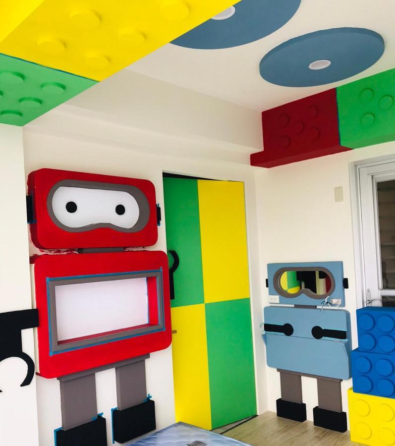Fun Holiday Family Hostel Tainan Zewnętrze zdjęcie