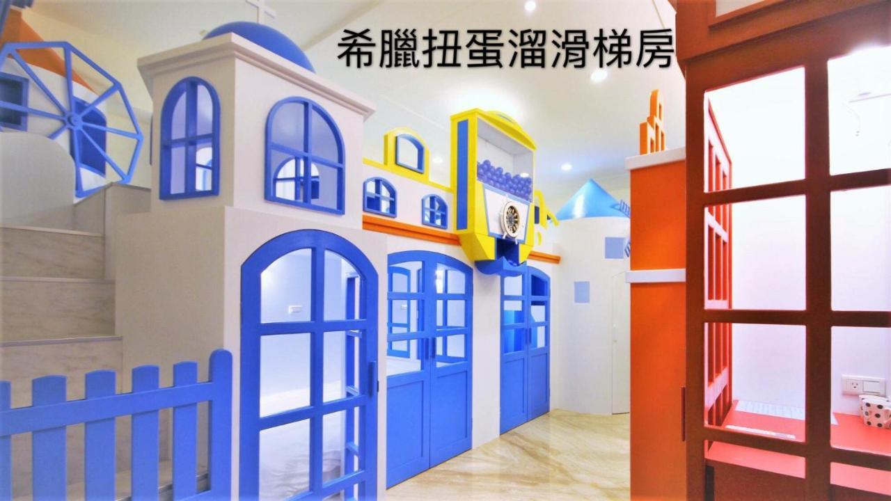 Fun Holiday Family Hostel Tainan Zewnętrze zdjęcie